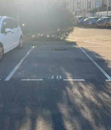 Manon, 2 Ch, Parking, Tram Croix D'argent Au Pied, Sleep-in-montpellier