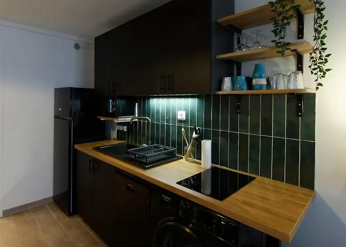 Manon, 2 Ch, Parking, Tram Croix D'argent Au Pied, Sleep-in-montpellier Apartament