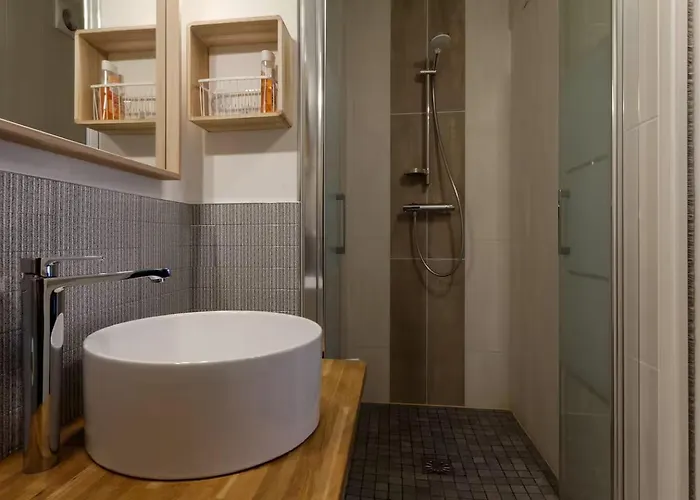 Manon, 2 Ch, Parking, Tram Croix D'argent Au Pied, Sleep-in-montpellier Apartament *